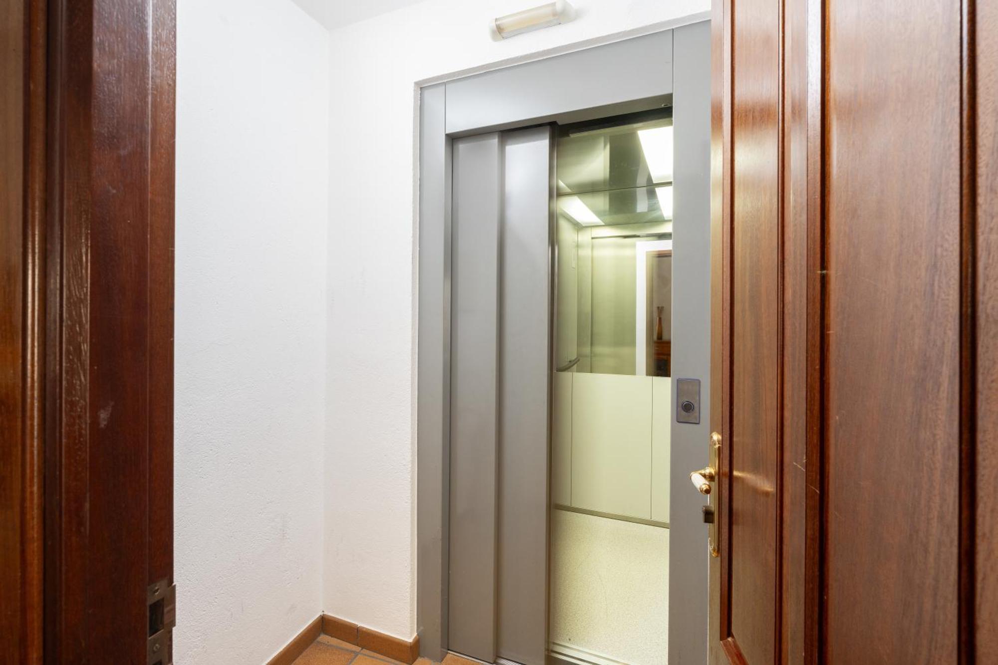 Apartamento Francesc Samsó Girona Exterior foto