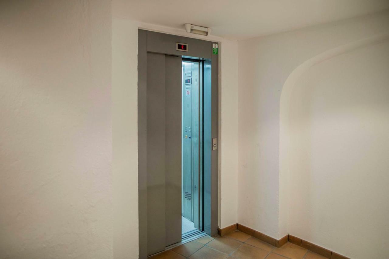 Apartamento Francesc Samsó Girona Exterior foto